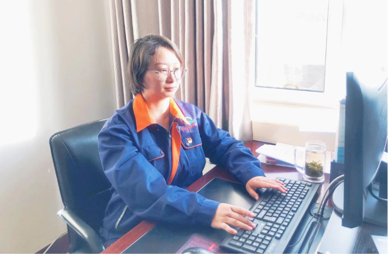 省物產(chǎn)集團(tuán)黨務(wù)工作者、先進(jìn)模范持續(xù)熱議黨的二十大精神（二）