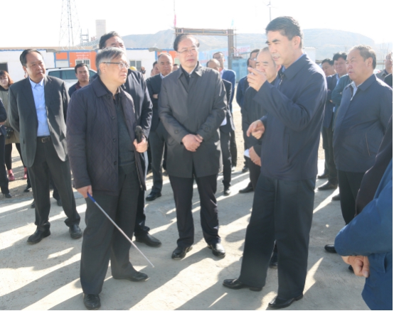 省委副書(shū)記、省長(zhǎng)王建軍等領(lǐng)導(dǎo)一行視察海東工業(yè)園區(qū)臨空綜合經(jīng)濟(jì)園