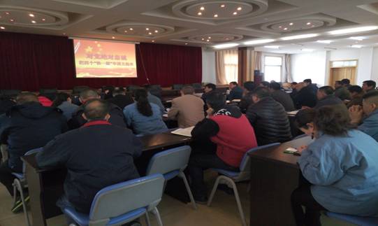 堅(jiān)定信念 對(duì)黨忠誠(chéng)，融會(huì)貫通 學(xué)以致用